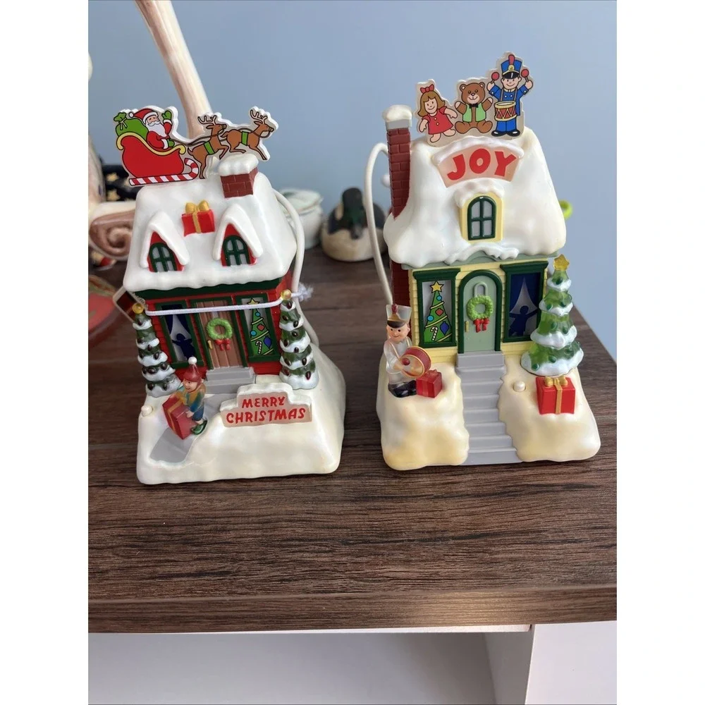 2 Hallmark Christmas Caroling Cottages Seasons Greetings Joy House Xmas